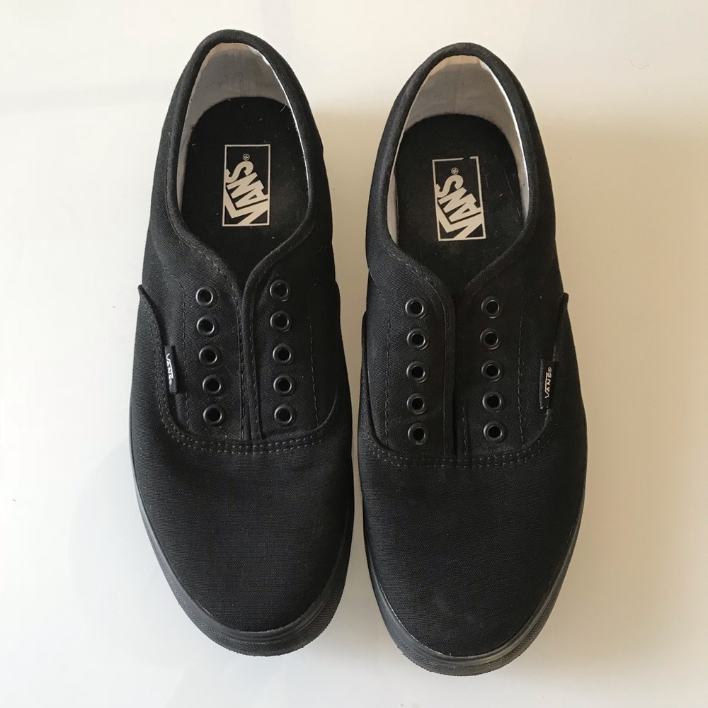 Black Vans size 10
